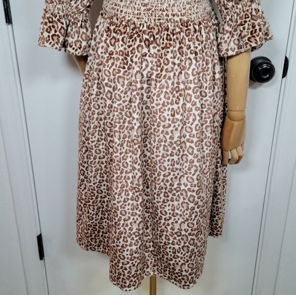 Ivy City Co. Leapord Print Smocked Dress Size Small - Picture 12 of 15